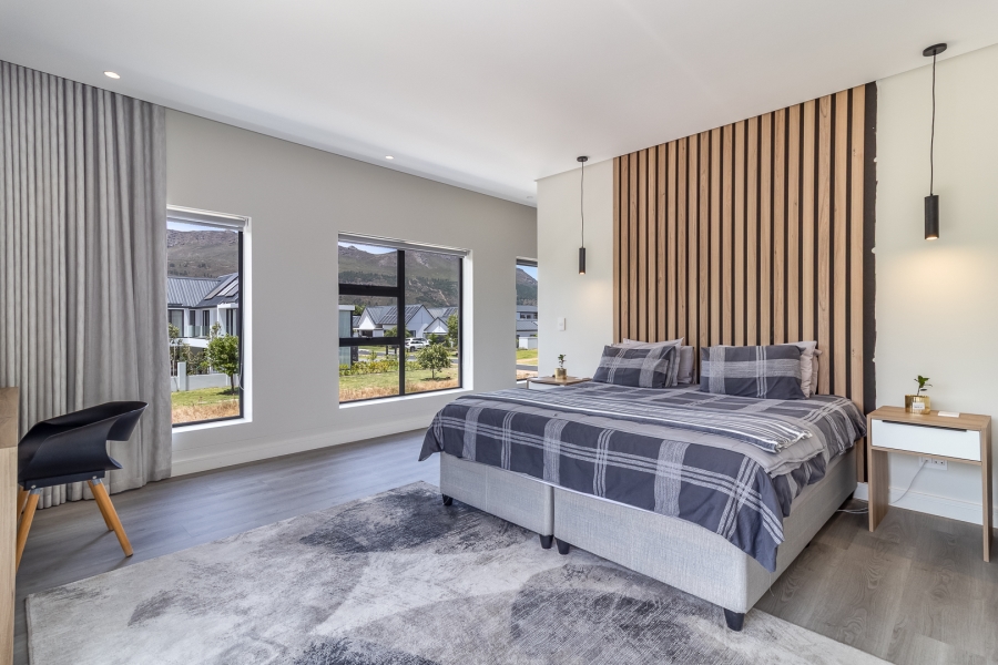 6 Bedroom Property for Sale in Pearl Valley at Val de Vie Western Cape